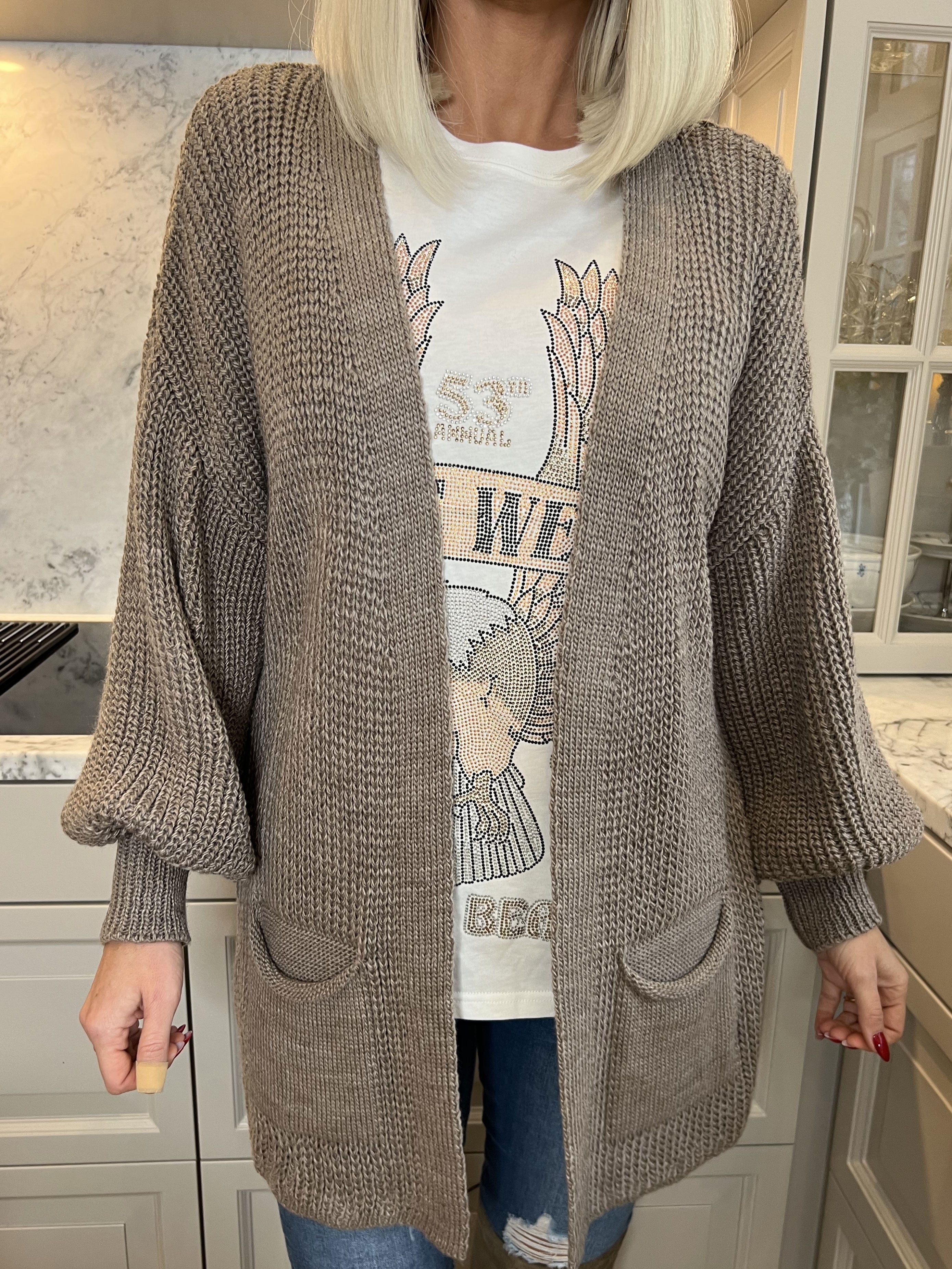 Sally Short - Sød strik cardigan med ballonærmer